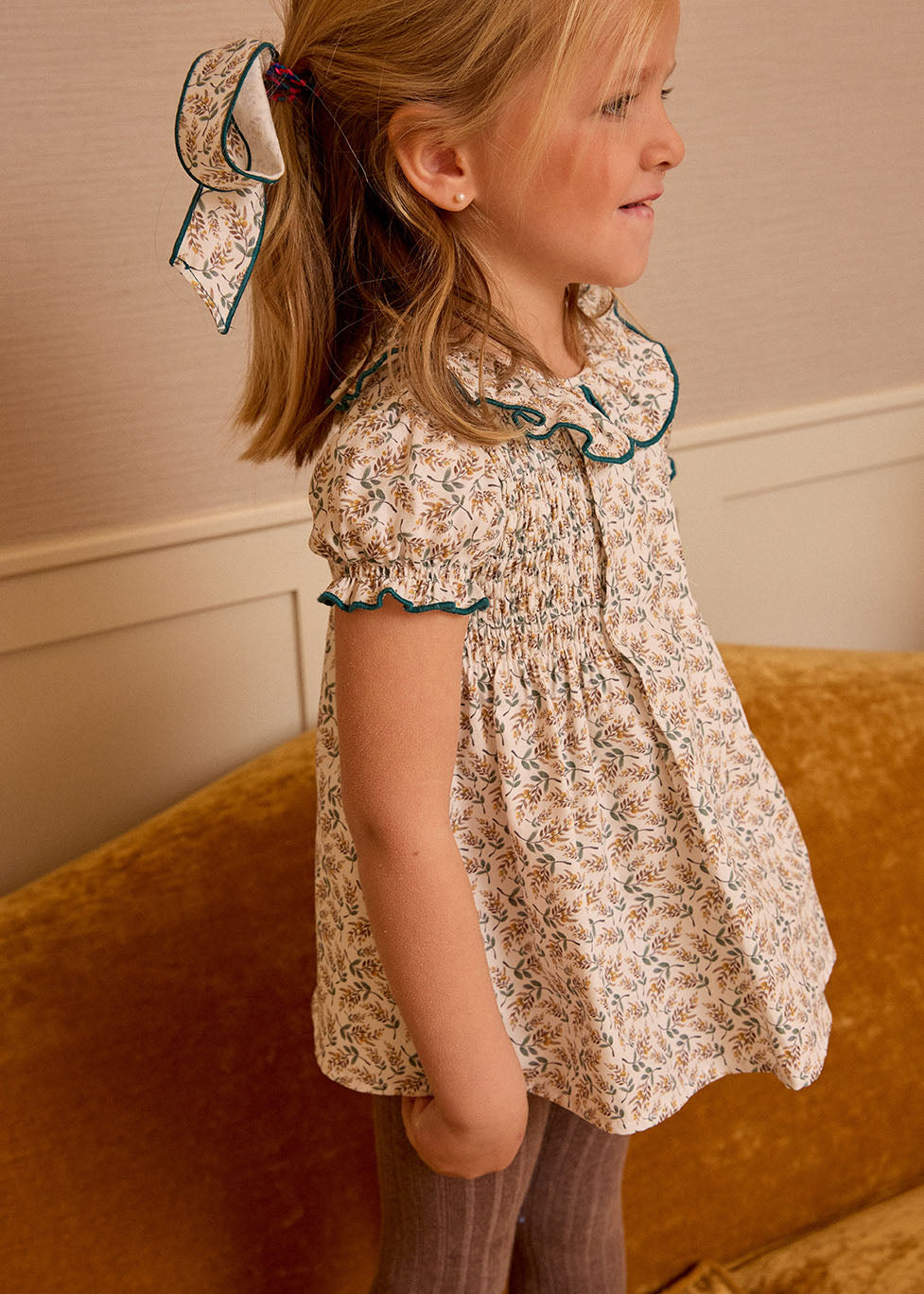 Vestido Tablon delantero Flor Mostaza