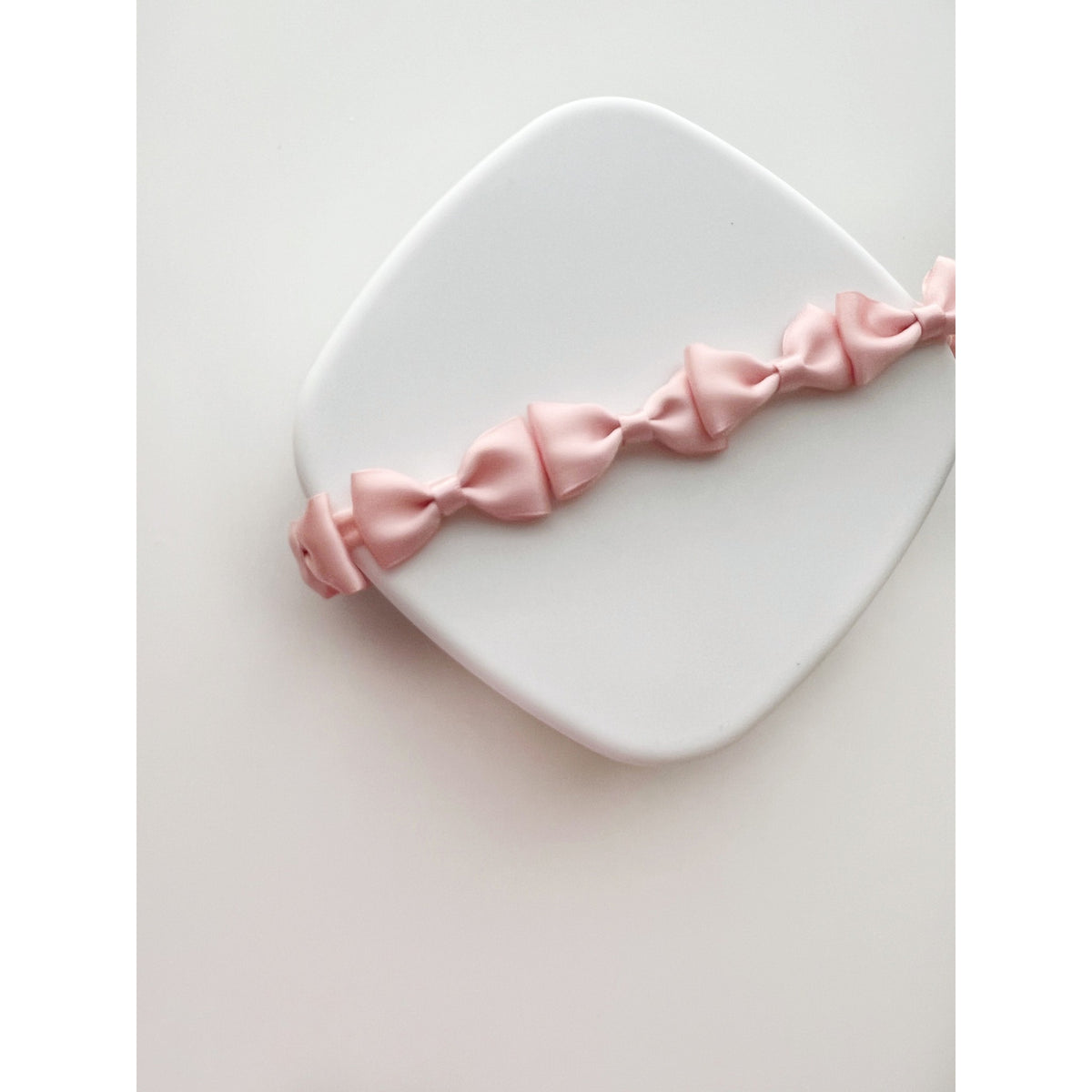 Helena Bow Nylon Headband