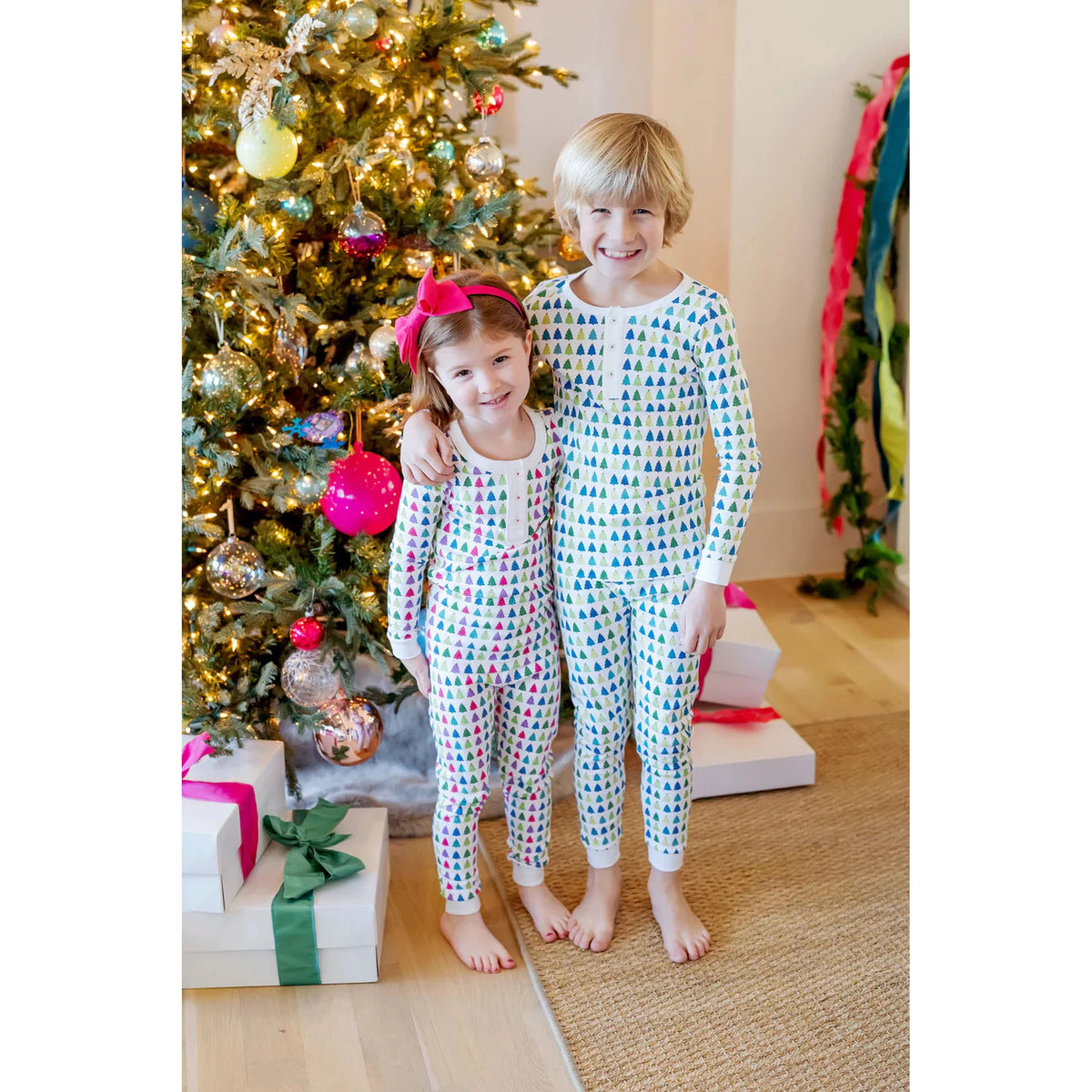 Alden Girls' Pajama Pant Set - Christmas Tree Bright