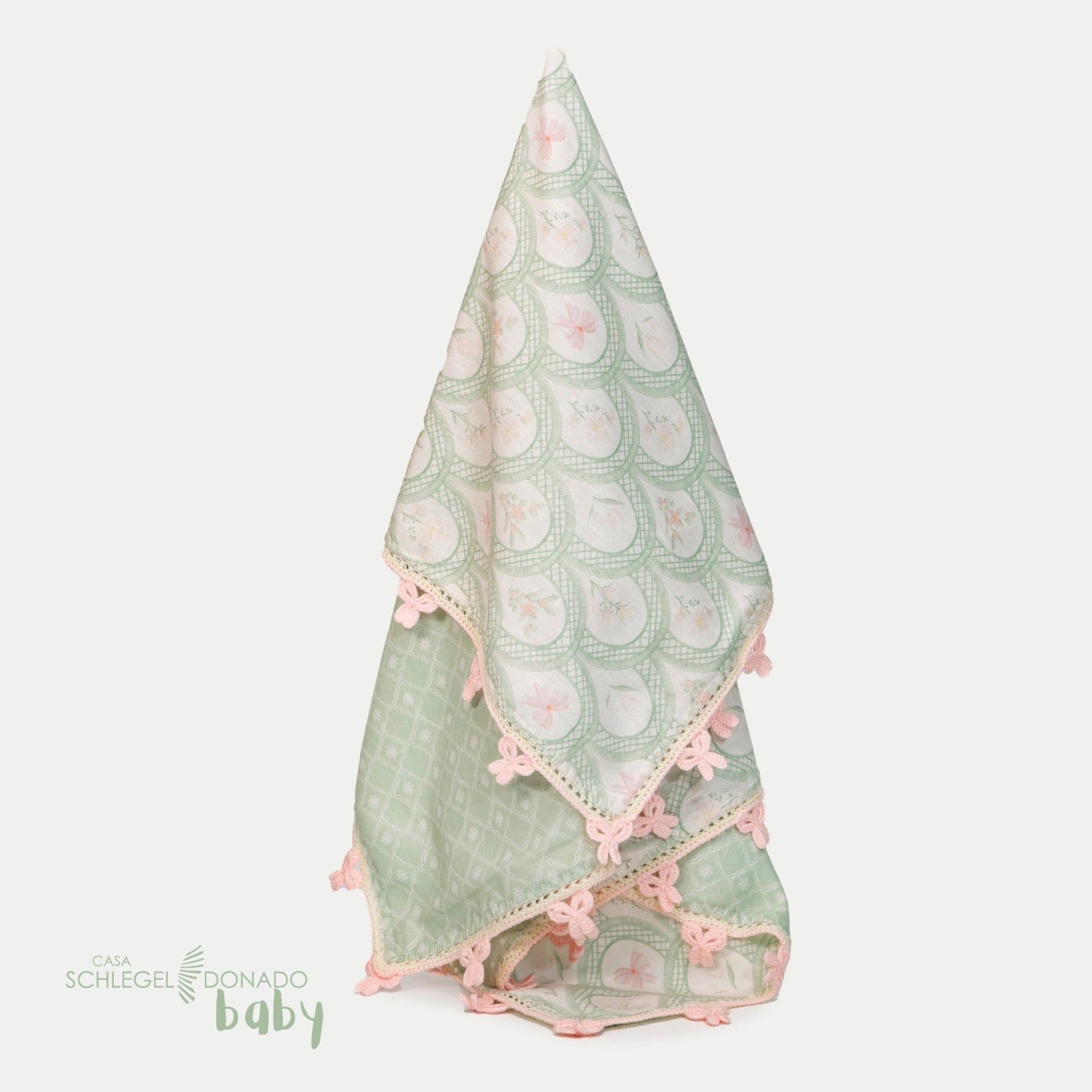 Tulleries Blanket with Crochet