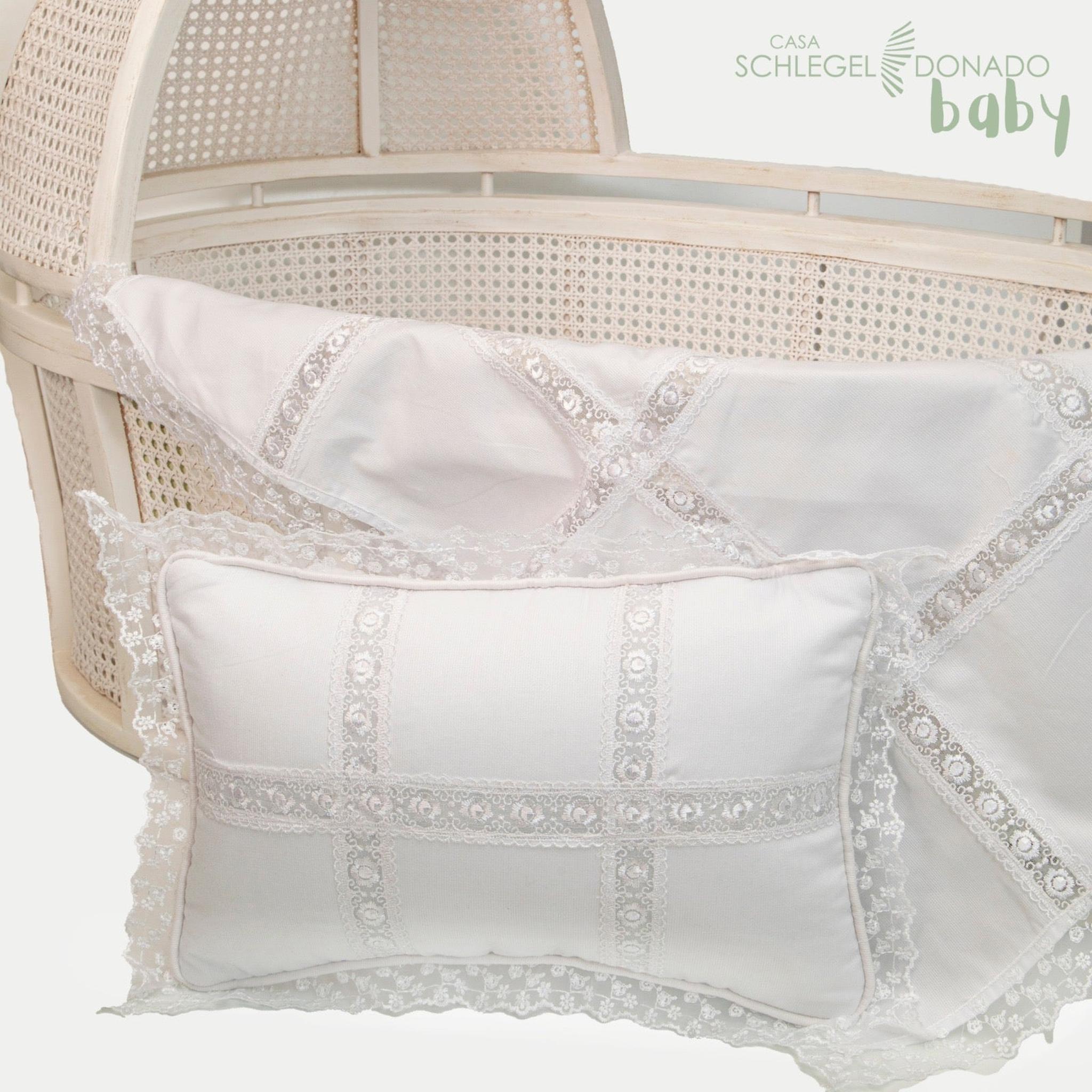 Interwoven Lace Set