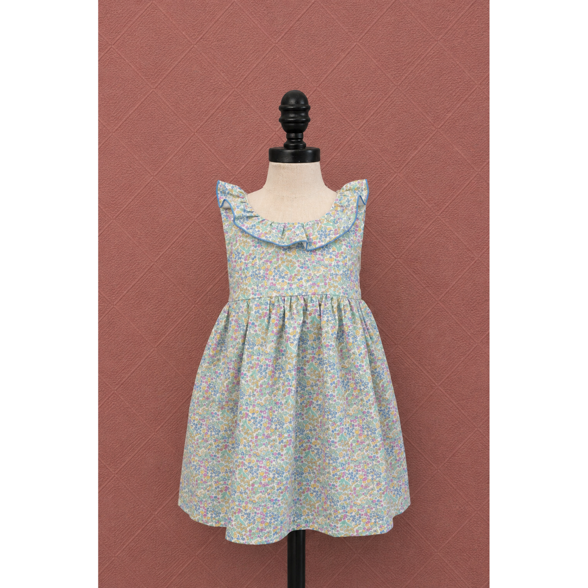 Manacor V Back Dress