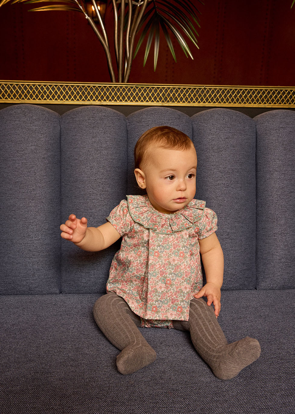 Vestido Bebe Cuatro Botones