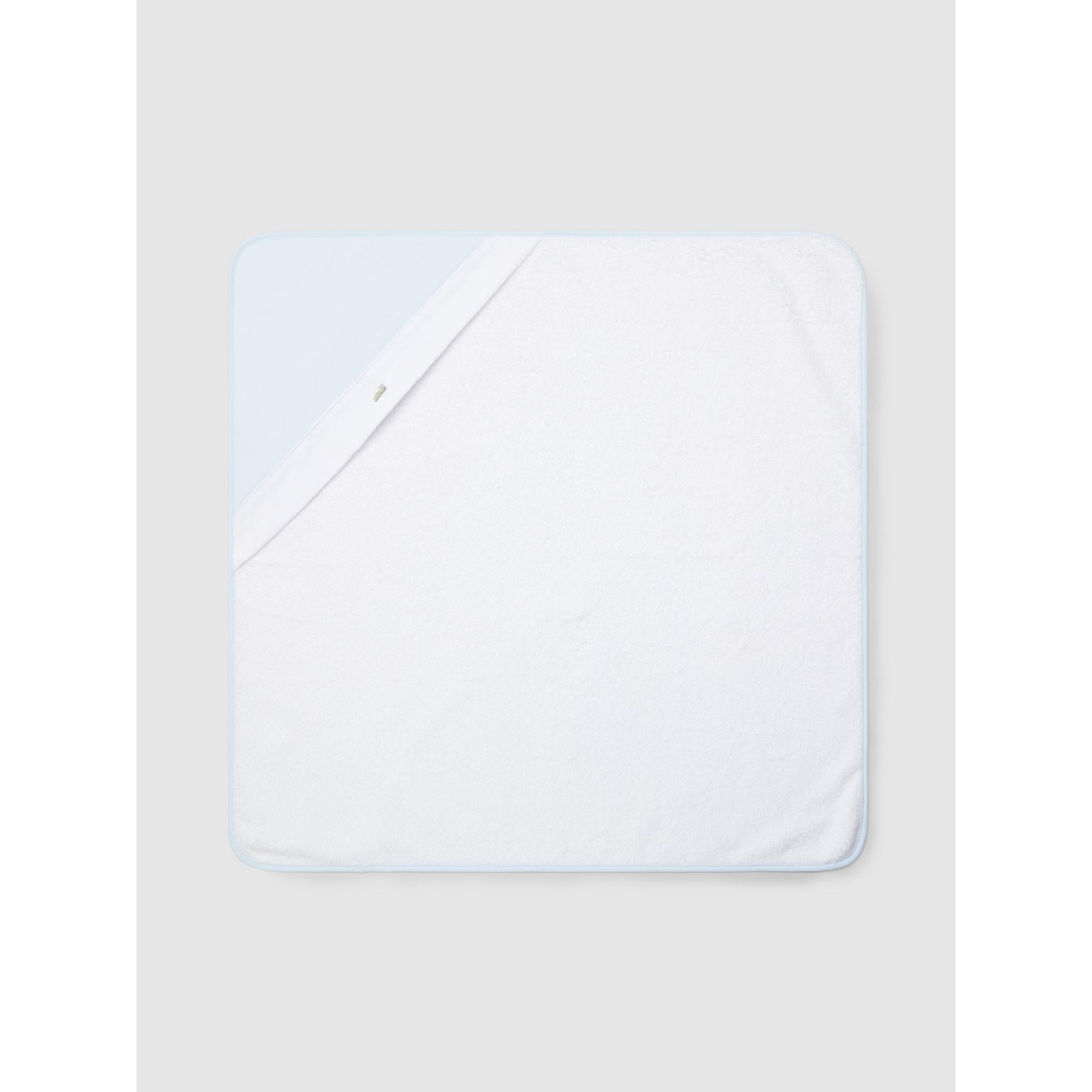 Bath towel detail in striped jacquard fabric